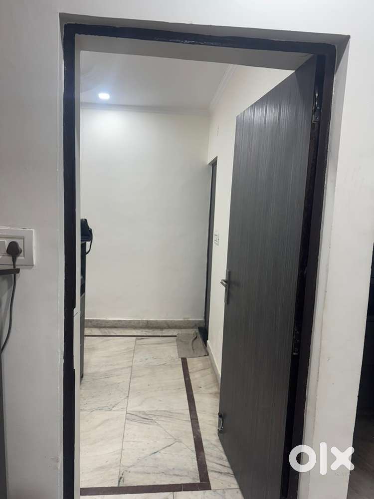 2 BHK in C4 keshav puram delhi 110035