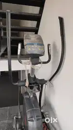 Commercial Cross trainer