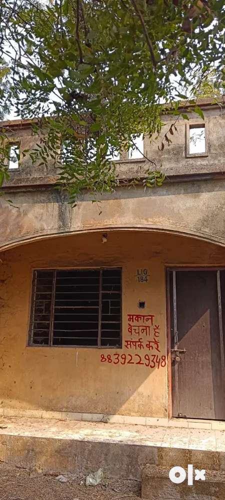 Dhansuli housing bord colony vidhansabha k age sakri me makan bechna h