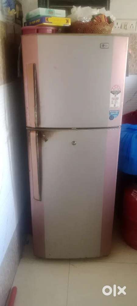 LG fridge selling. Good working condition Reason purchasing big 1