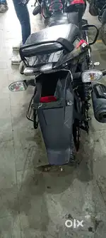 Pulsar 125 , new may 2025 ki bike hai 4000 chali h