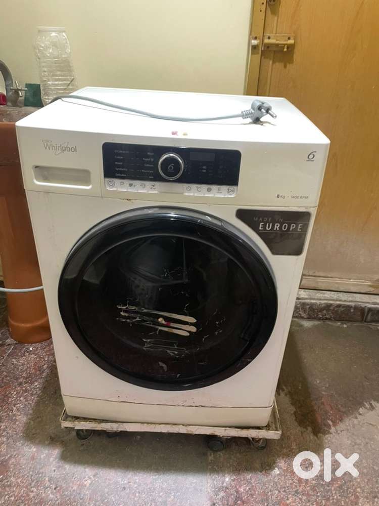 Used like new  whirlpool. New machine price is 52000