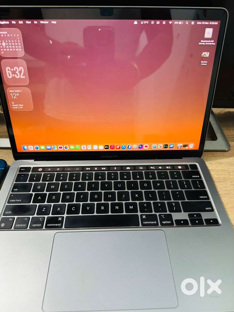 Macbook pro m2 16gb 256gb