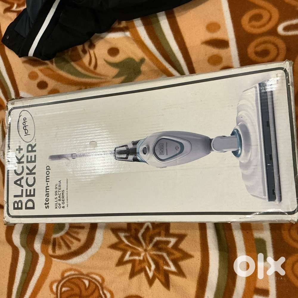 BLACK+ DECKER steam-mop (brand new)