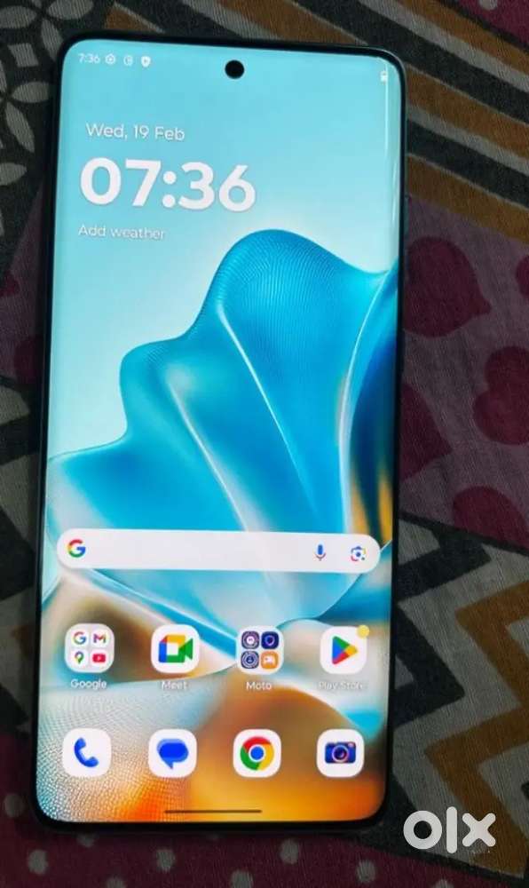 Motorola Edge 60 Fusion 5G ( 8 GB Rem 256 GB storage)