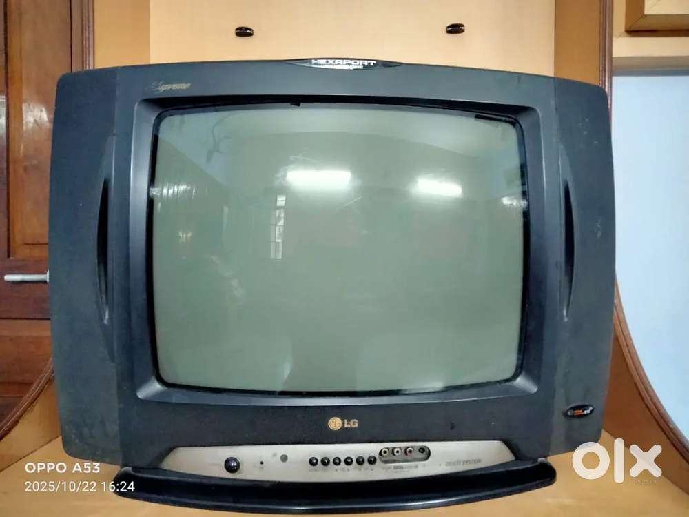 Lg tv with hexaport sound engine