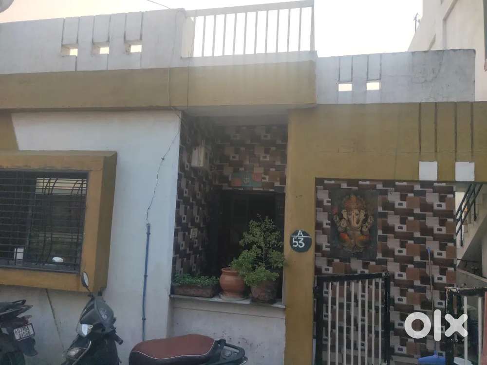 1 BHK Raw house