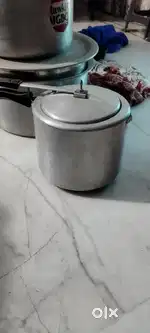 Pressure cooker