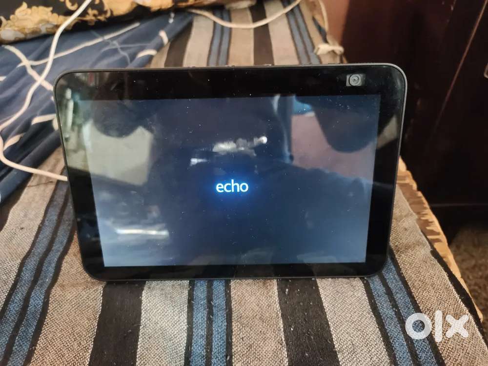 Alexa echo show 8s