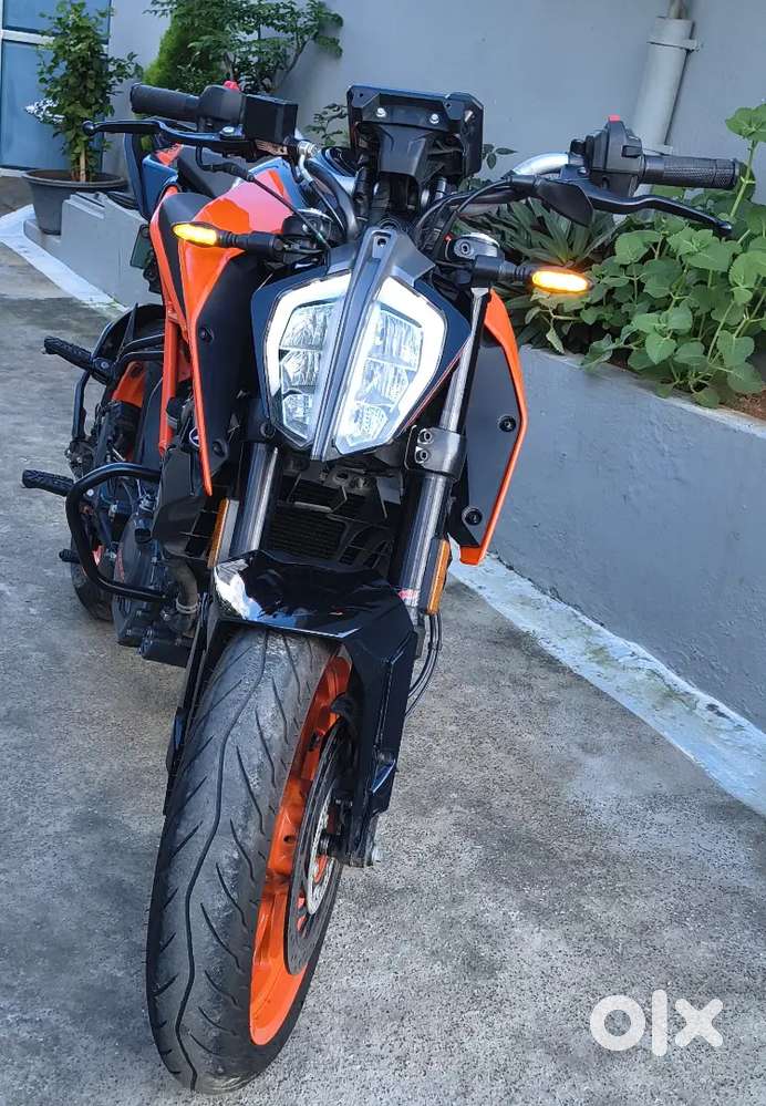 KTM DUKE 200 (10Months Old Vehicle)