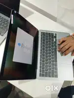 2 days old brand new apple macbook air m1