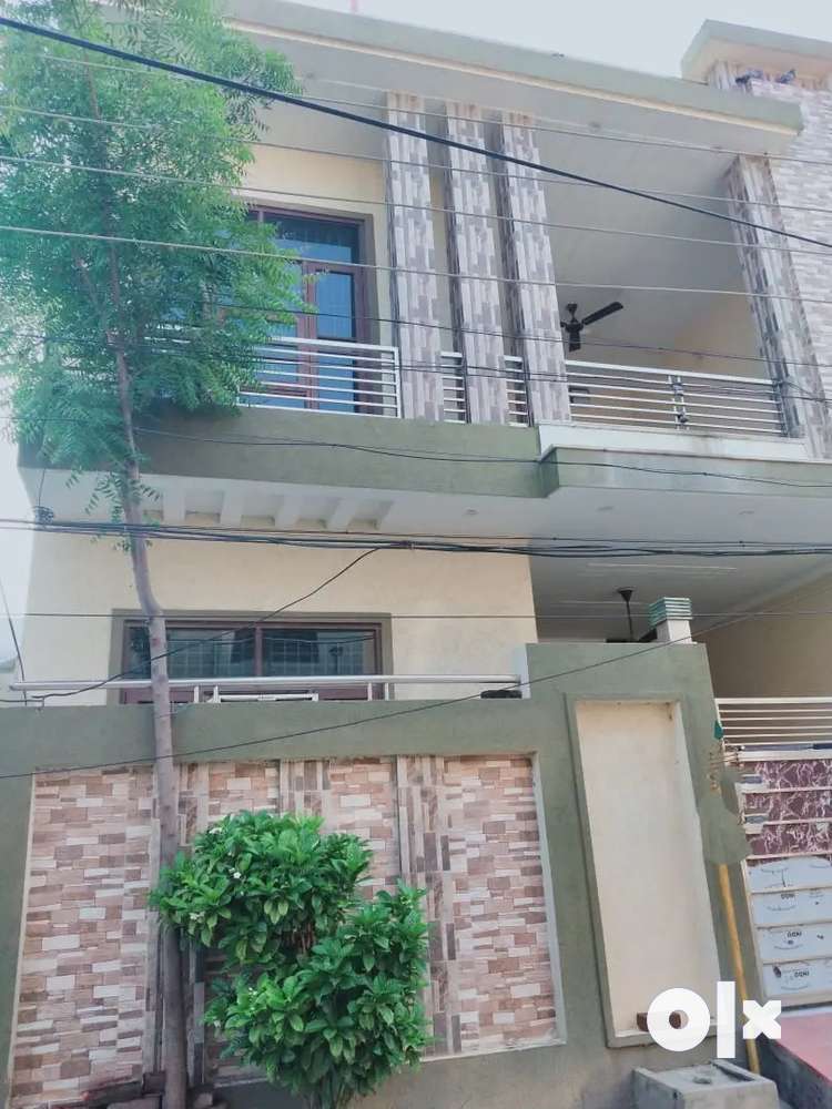 6.5 marle East facing Duplex house with 4 bedroom