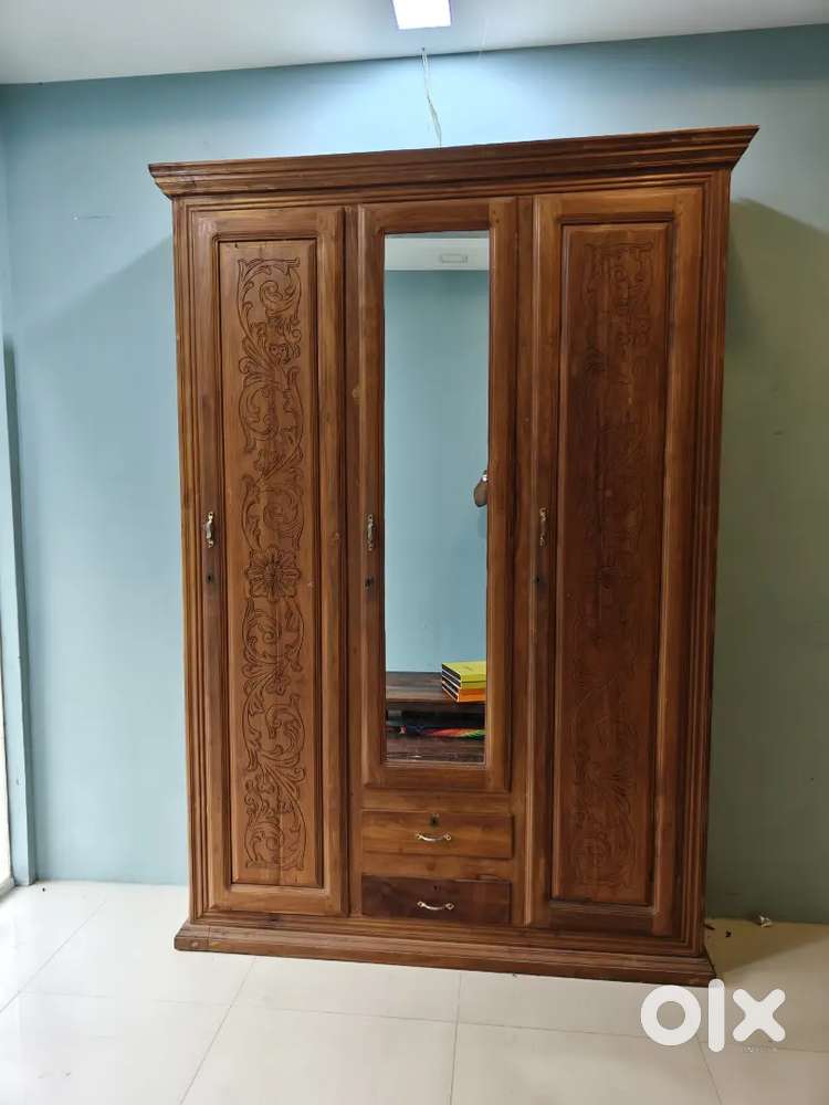 Teak Wood Wardrobe for Sale – Premium Quality