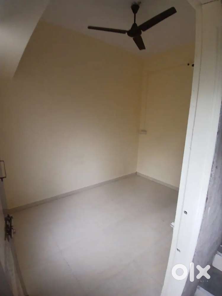 1 RK on rent .1 RK भाड्याने देणे आहे