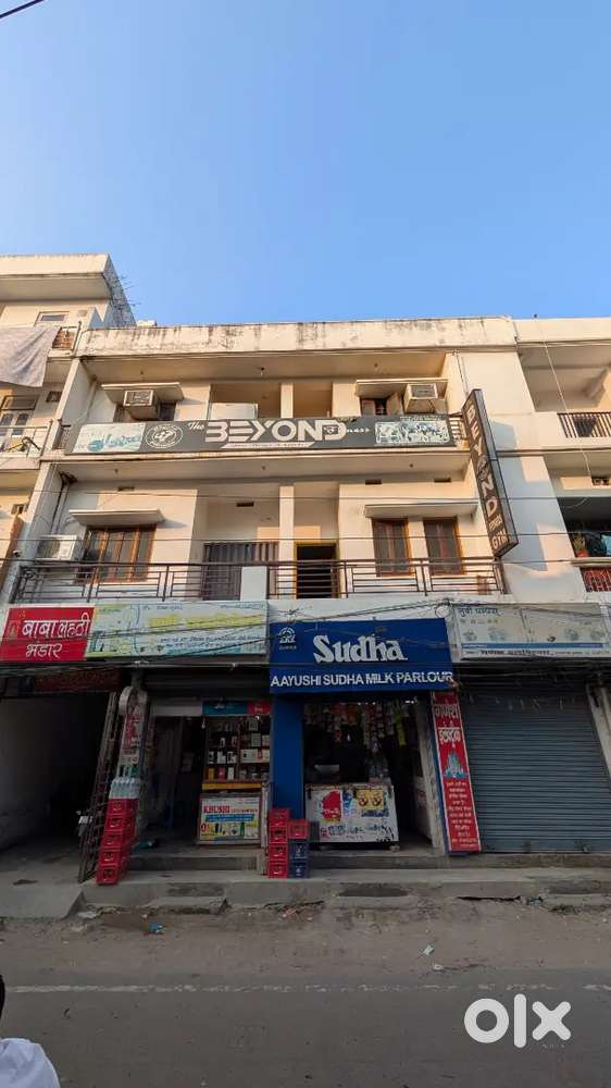 Open Hall on 2nd Floor- Ideal for Gym, Studio or Office, Ready to Move