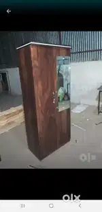 DOUBLE DOOR WARDROBE FOR SALE