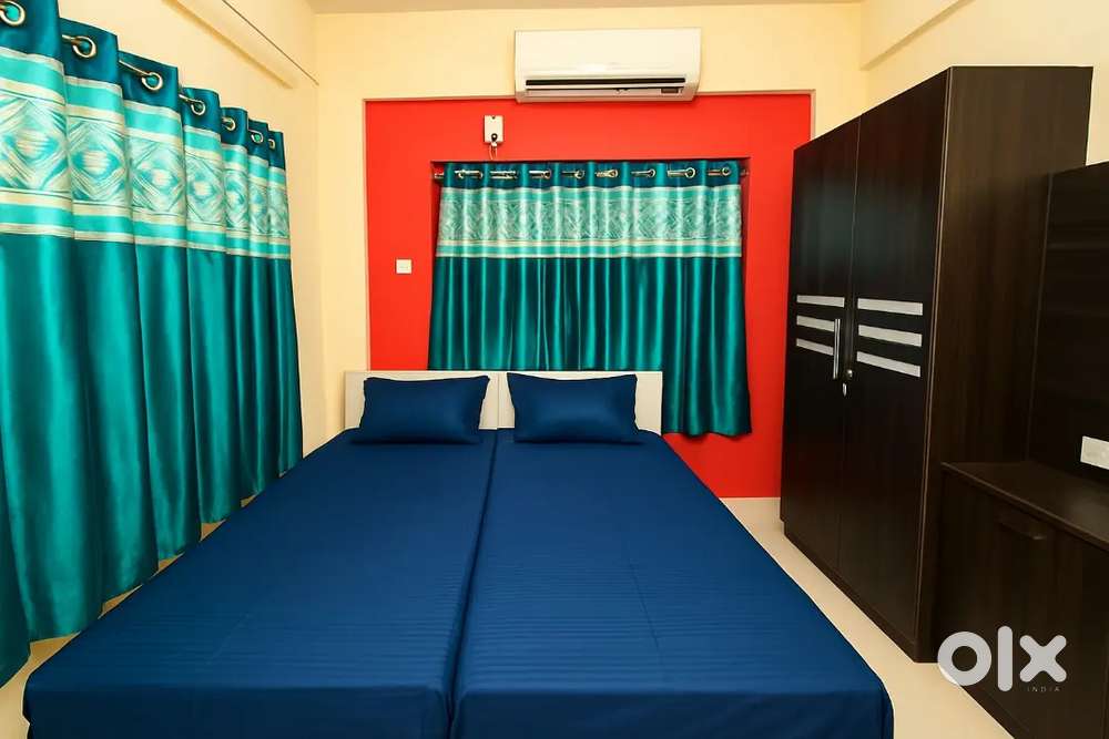 Girls pg available for rent