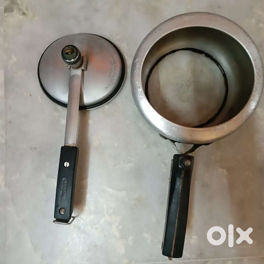 Pressure Cooker - 3 Litres - Usha Brand - 7 year old