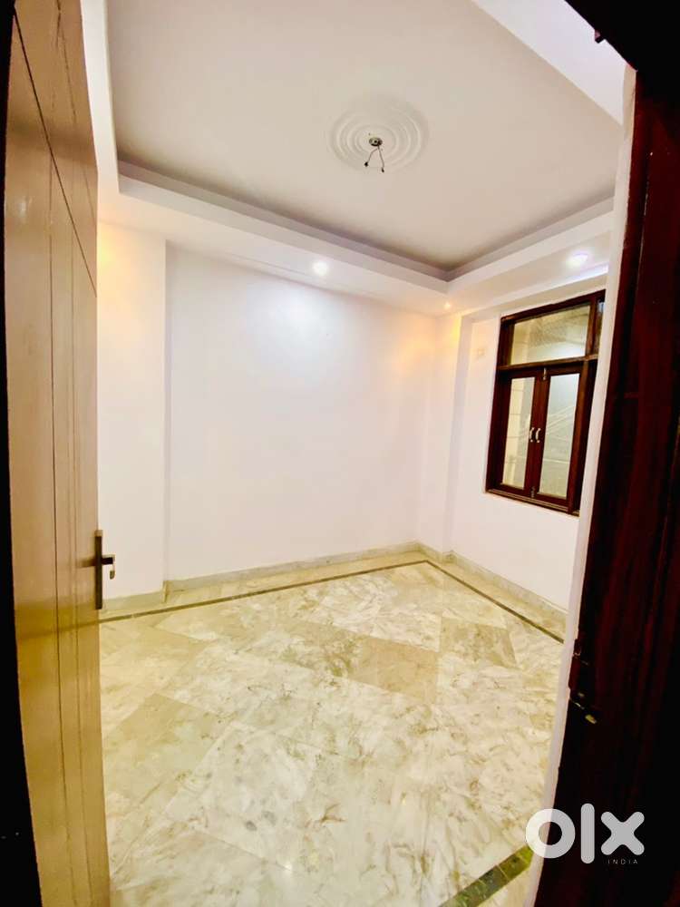 3 BHK flat for rent 15k to 25k , 2 BHK flat for rent 10k to 14k