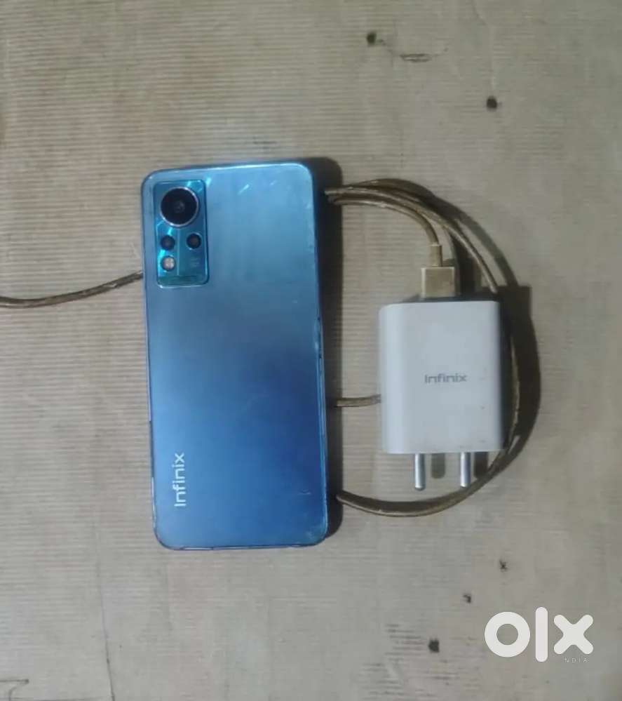 Infinix note 12 6/128gb with original 33w charger, display changed