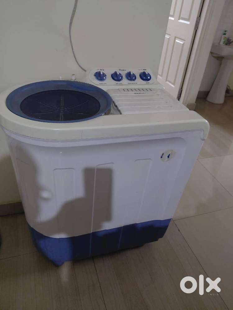 Whirlpool 7 KG 5 Star Semi Automatic Top Load Washing Machine