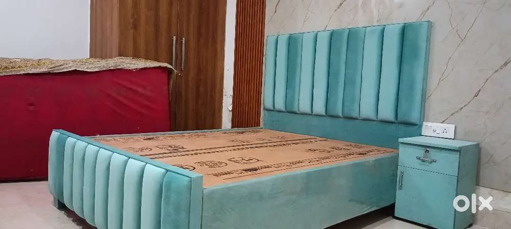 New Double bed with box 6*6( Lajpat Nagar)