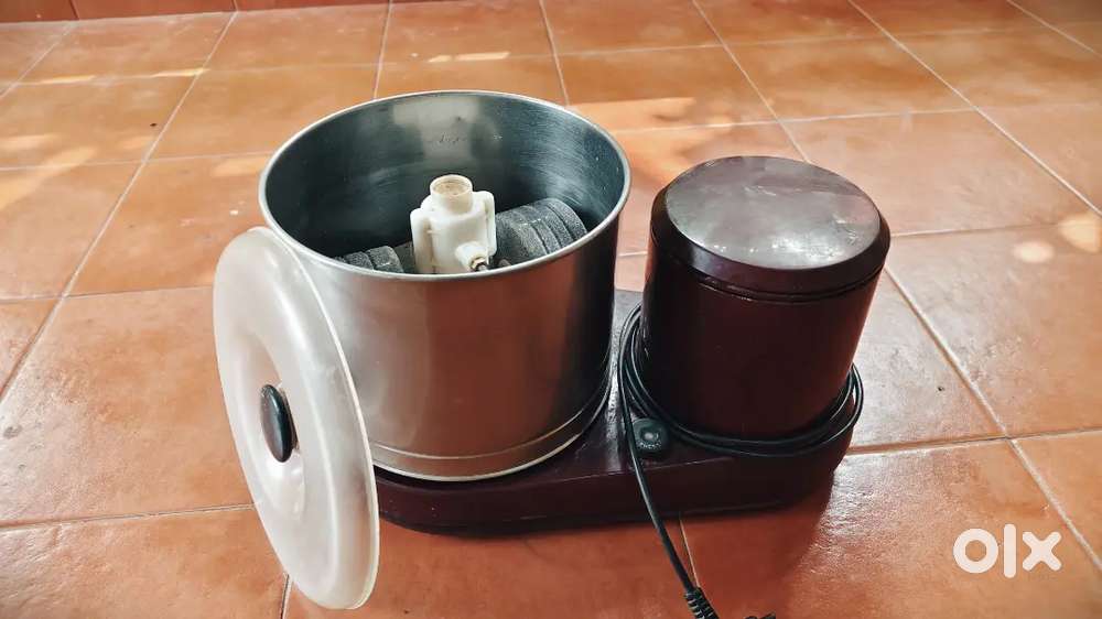 Table top wet grinders