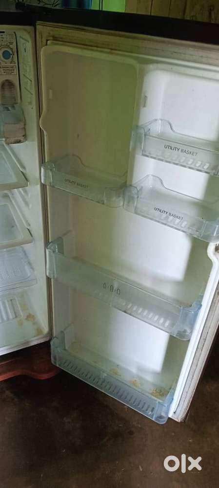 LG fridge 120 ltrs