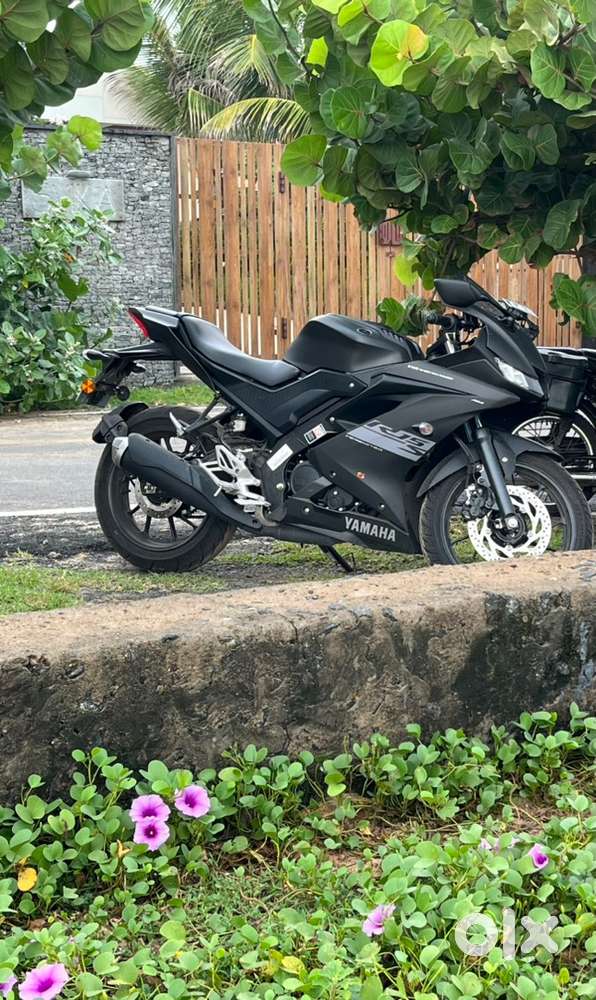 Yamaha R15s V3