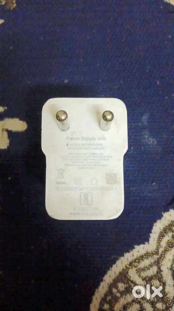 One plus wrap charge 65 and cable