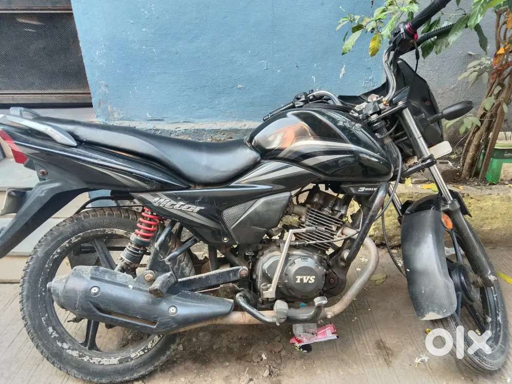 TVS victor year model 2016