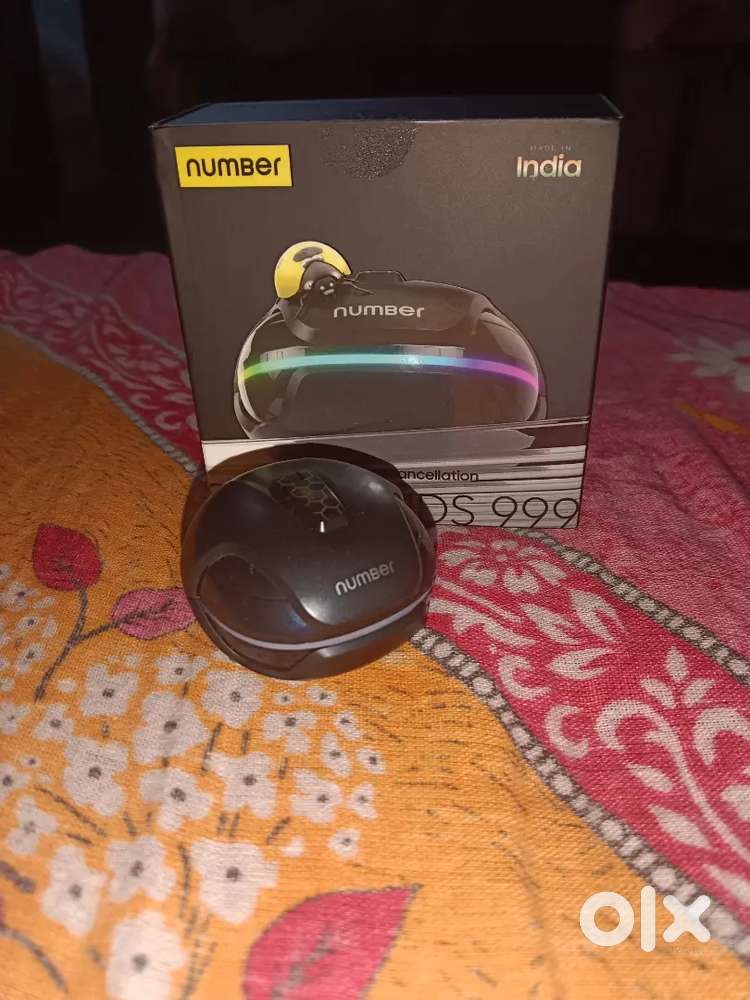 Brand new Number earbuds 999 pro