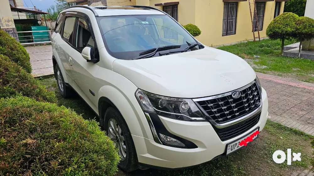 XUV500 W9 in excellent condition