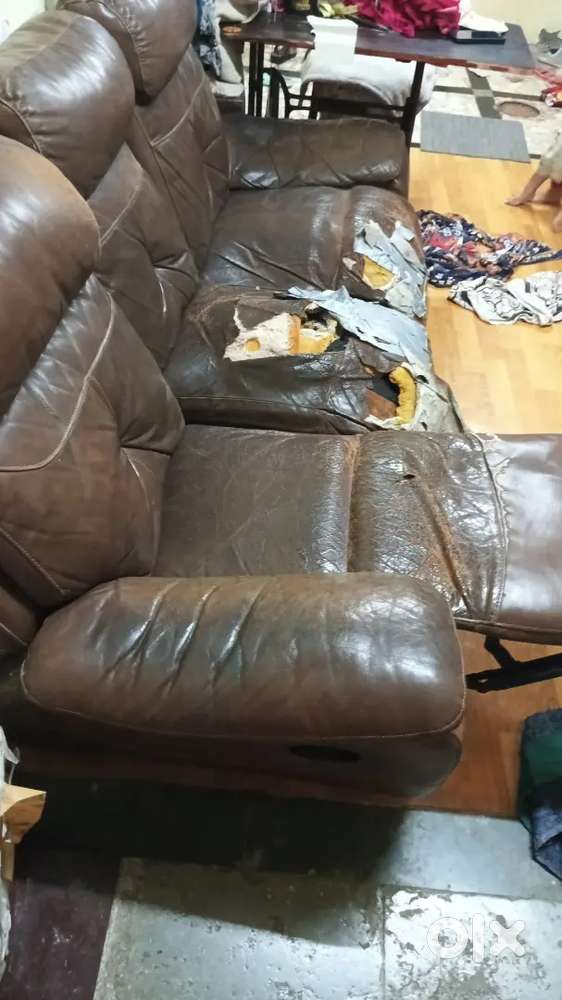 Recliner sofa