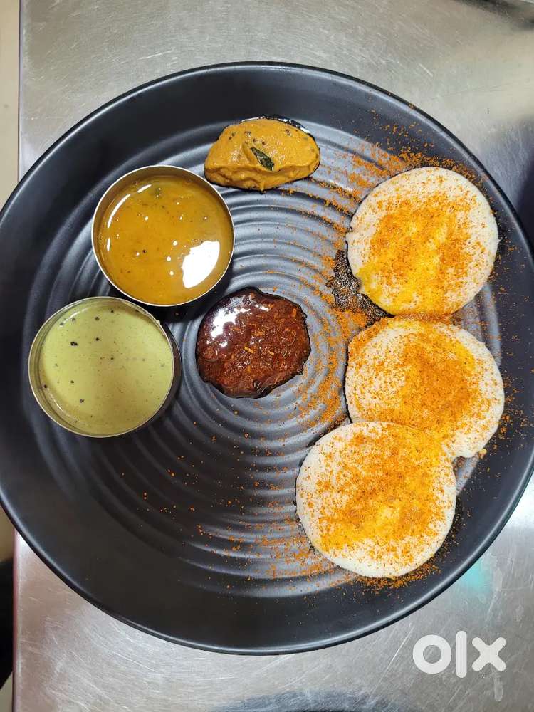 South indian cook who can make dosas, idli sambar chatani