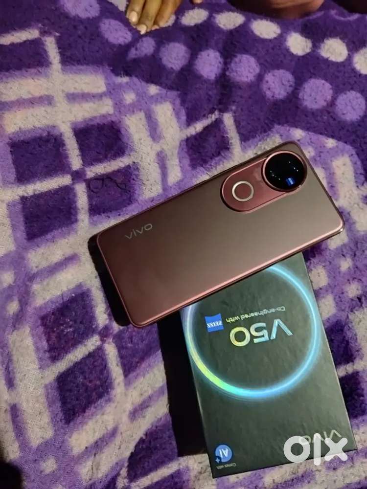 Vivo v50 4 month old Koi Kami nahin Hai all ok