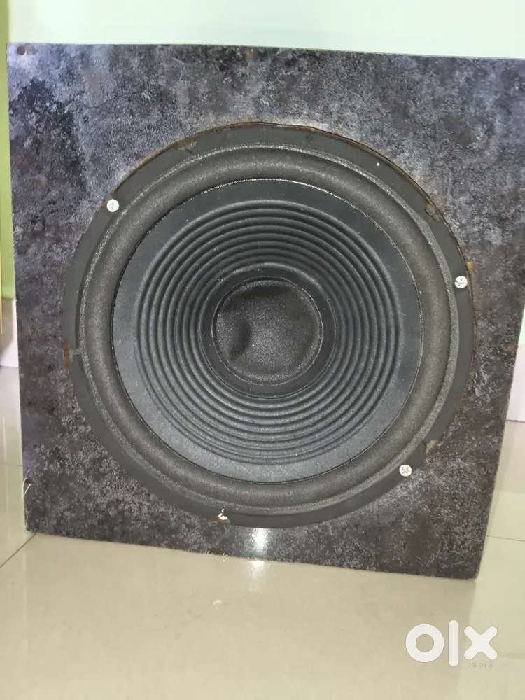 10 inch woofer thukral with box