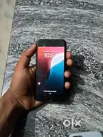 Iphone se 2nd generation 128GB neat and clean device 96% BH