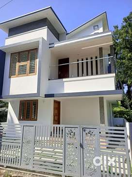 Varapuzha,3.30 cent ,4 bed ,69 lakhs negotiable