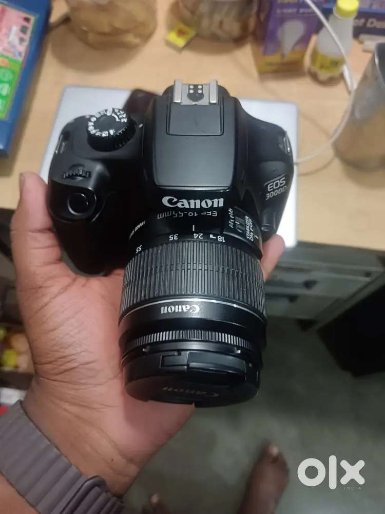 Canon Eos 3000d  + 18-55mm zoom lens