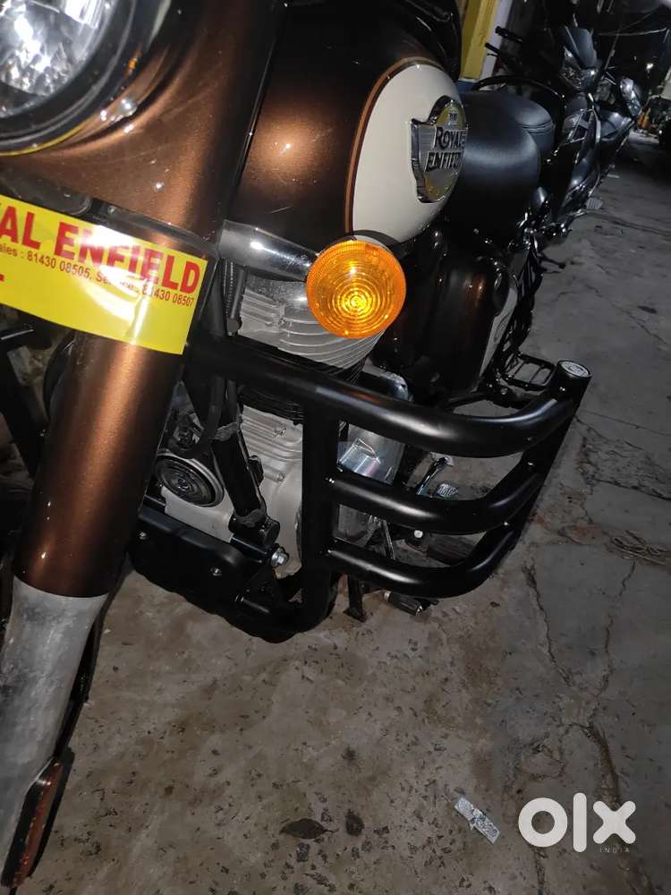 Classic 350 reborn Safety crash gaurd