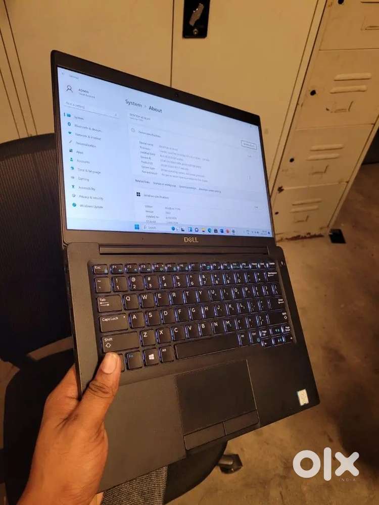 Used slightly core i3 laptop