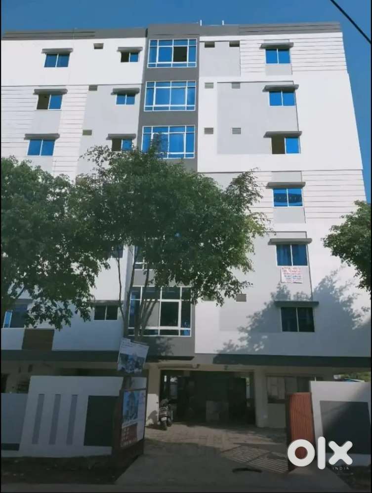 2 BHk Flat for sale at Premium location