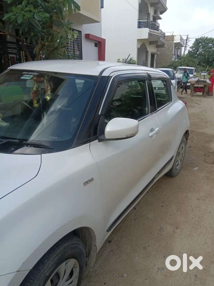 Maruti Suzuki Swift 2018 Diesel 90000 Km Driven