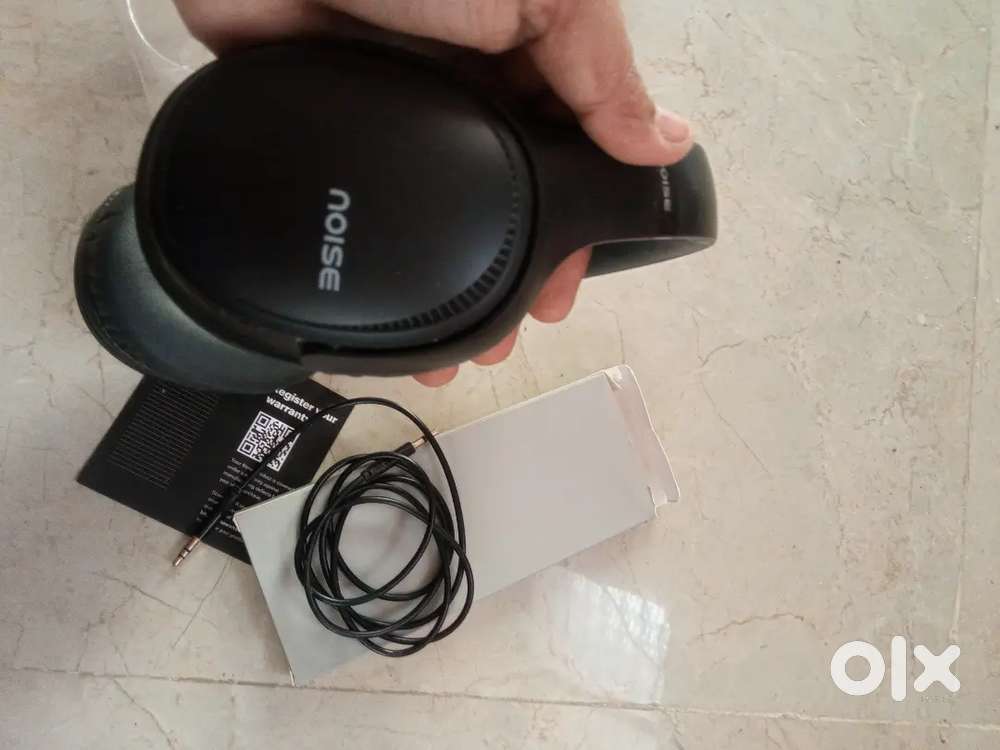 Noise Three Headphones Just AT 900₹