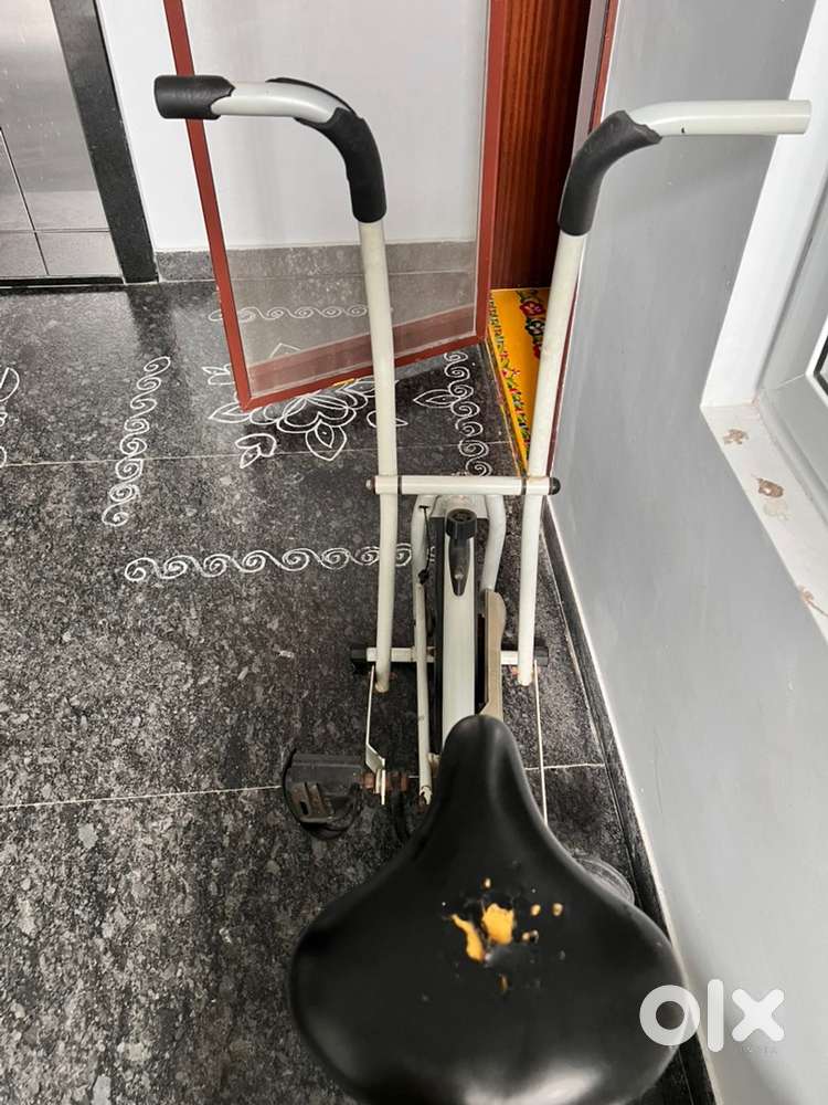Exercise cycle in good condition