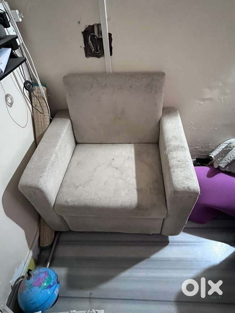Single Sofa