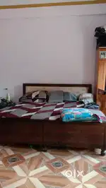 housemaid required。 नौकरानी की आवश्यकता है