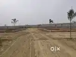 Lucknow kaint se matr 15 minat ki duri pe plot le ring road ke pass