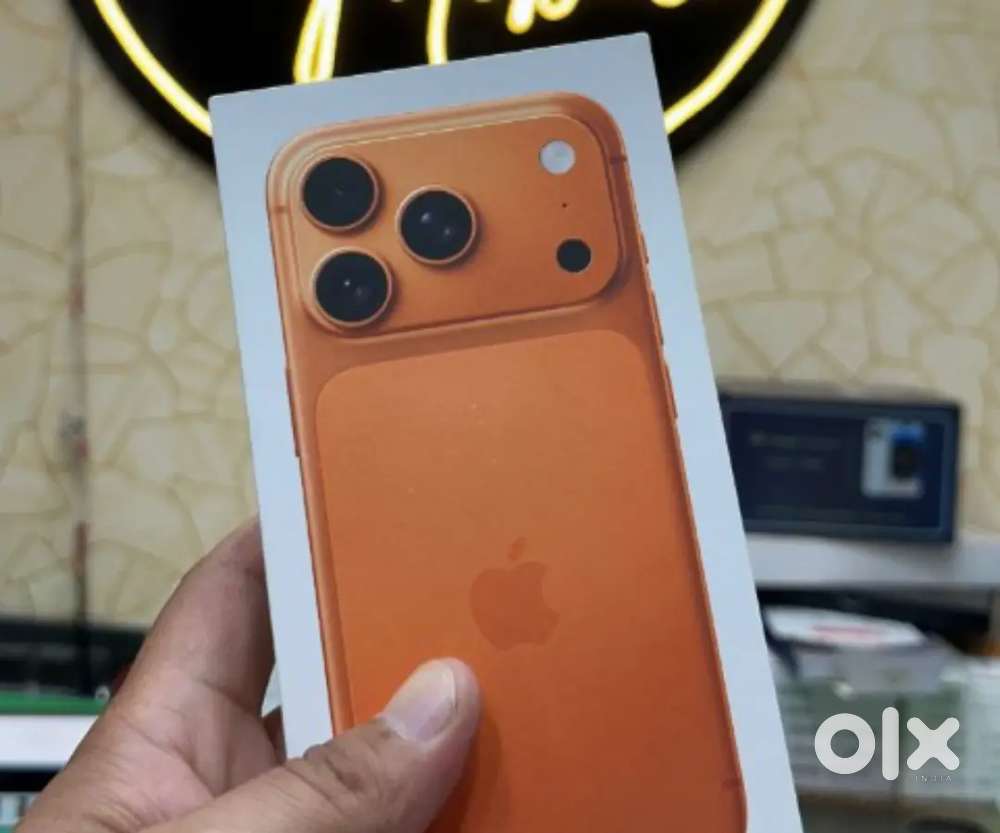किसी को IPHONE 17 PRO BECHNA SELL करना है तो बताए